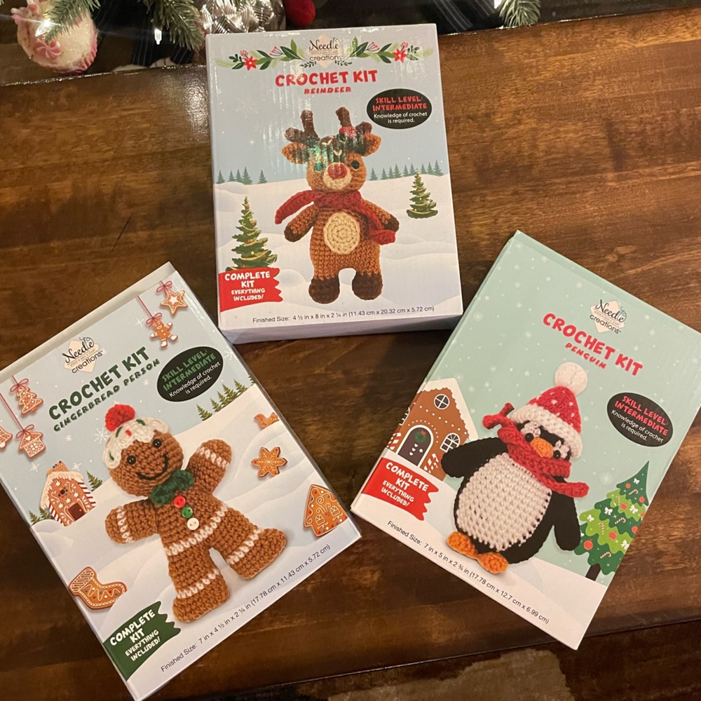 NEW Christmas Crochet Bundle of small reindeer penguin and gingerbread man kits - Picture 2 of 8